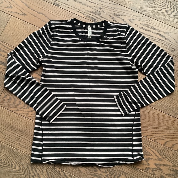 Lululemon Long Sleeve Love Tee - Picture 1 of 4